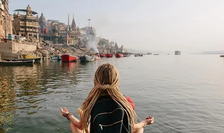 Golden Triangle Tour with Khajuraho and Varanasi (3 Star Hotel)