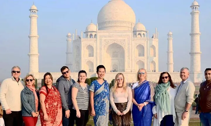 Overnight Taj Mahal & Agra City Tour From Delhi 