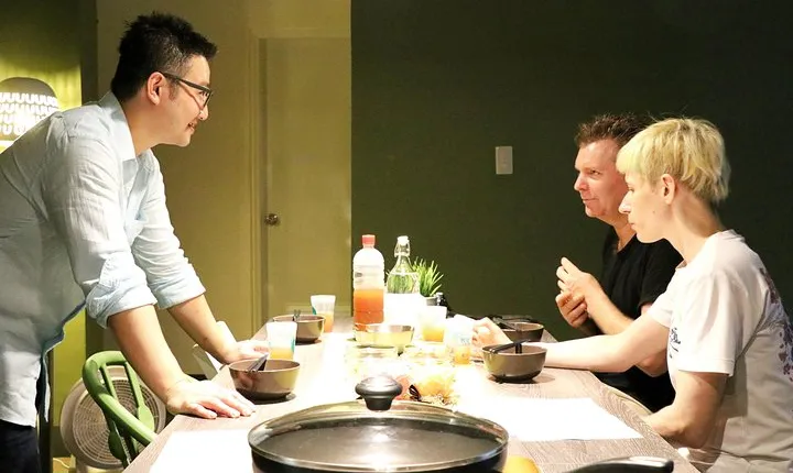 Market Tour and Taiwanese Cooking Class in Taipei