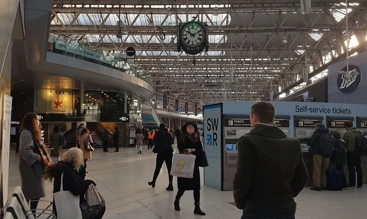 St Pancras Station Private transfer from or to your Hotel in London