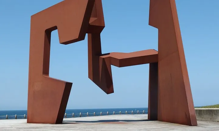 Explore the Instaworthy Spots of San Sebastian with a Local
