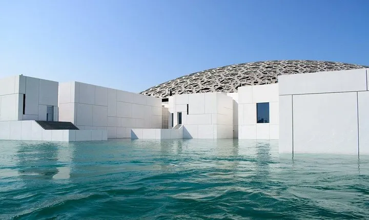 Full Day Abu Dhabi City & Louvre Museum Tour