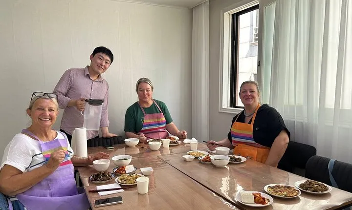 2-Hour Private K Cooking Class