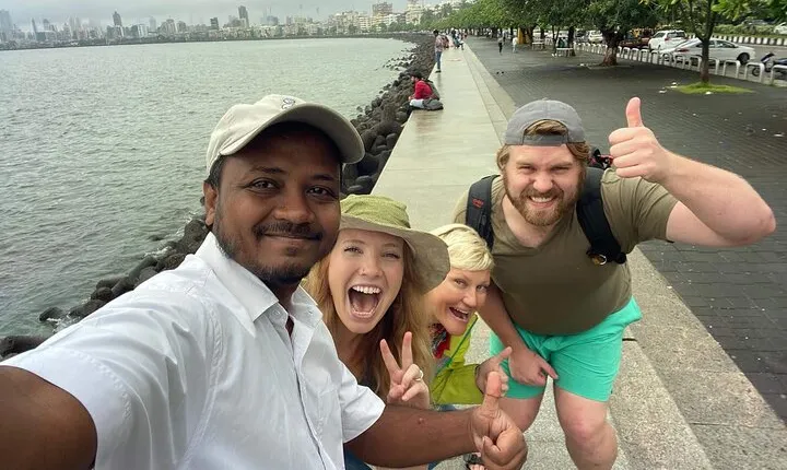 Mumbai Private Sightseeing With Slum Tour