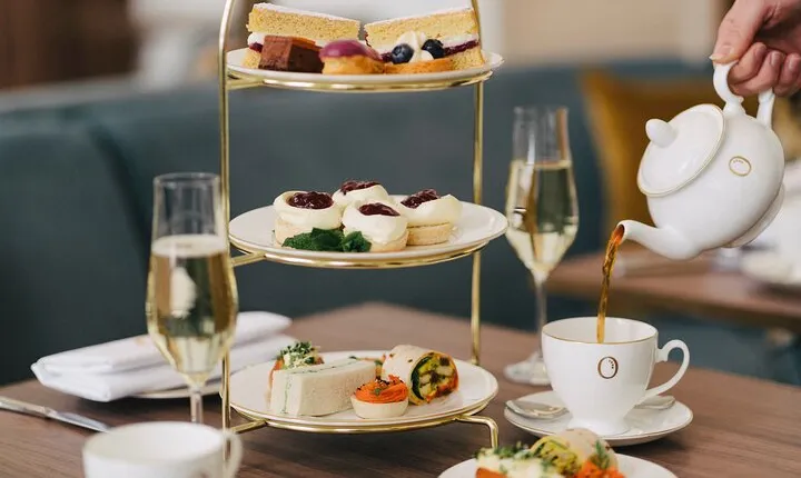 Private Tour: Royal High Tea At Kensington Palace Gardens