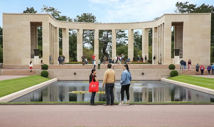 Normandy D-Day Landing Beaches with Private Guide From Paris