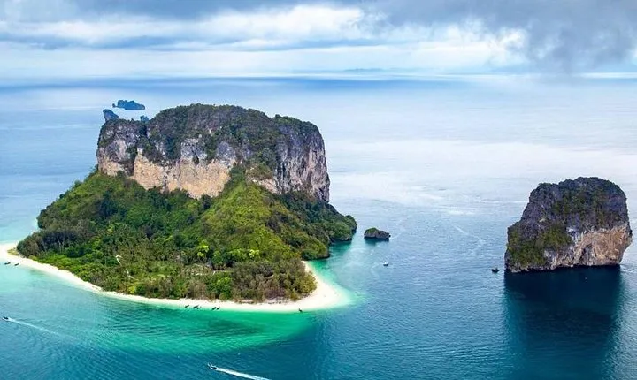 Krabi 4 Islands + Yawasam Island Premium Service by Big Longtail Boat