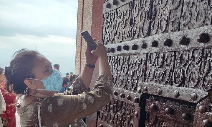 Private Historical Walking Tour in Fatehpur Sikri, India
