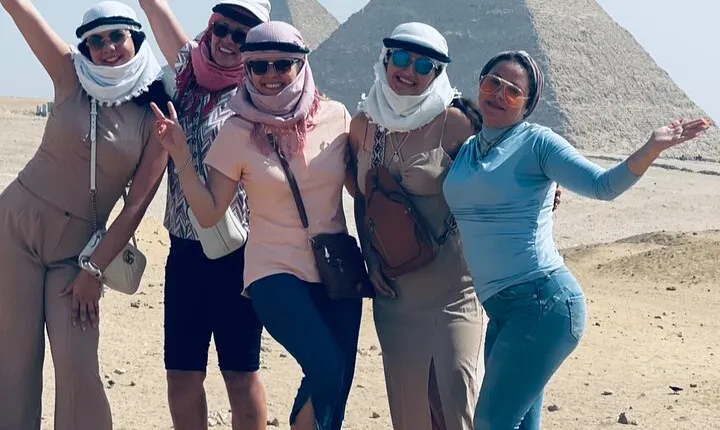 Giza pyramids: Half Day Tour To Giza Pyramids