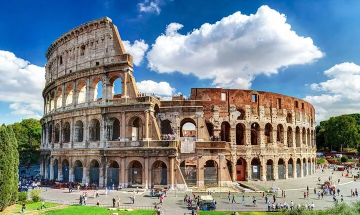 Skip the line of Colosseum, Roman Forum-Palatine Hill entrance