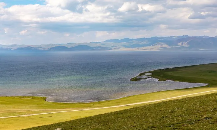 9-days Kyrgyzstan Small Group Tour