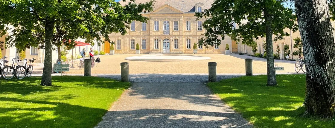 Morning wine tour of the Medoc
