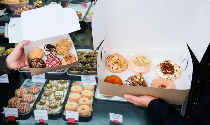 Toronto Delicious Donut Adventure and Walking Food Tour