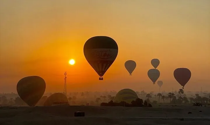 Package Hot Air Balloon and 5 More Attractions ( Luxor Full Day Tour )From Luxor