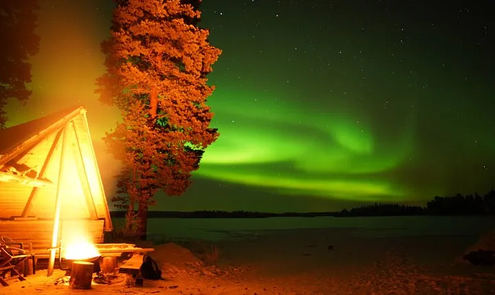 THE NIGHT BARBECUE A call for Auroras