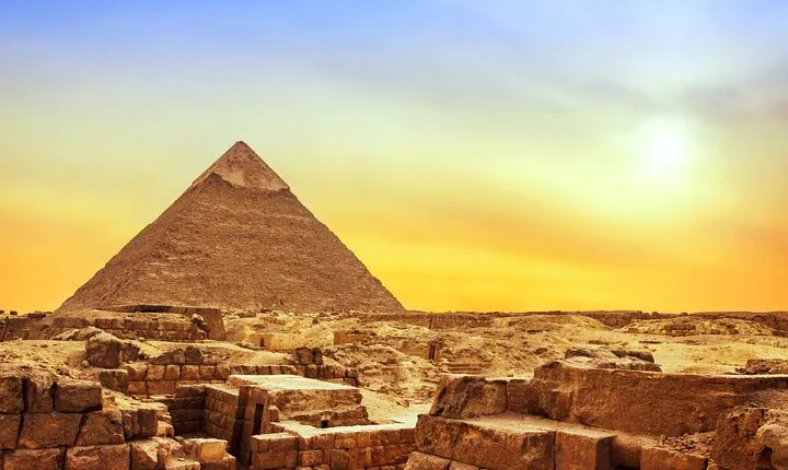 All inclusive :Pyramids, Sphinx ,lunch, ATV BIKE ,CAMEL,Shopping 