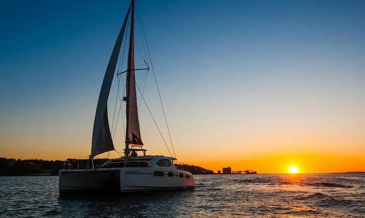 Sunset Catamaran in Lisbon | Music and Open Bar