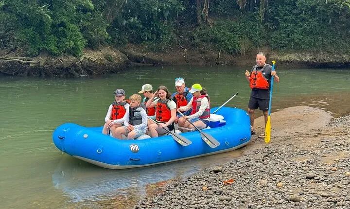 Safari by Raft in Peñas Blancas River