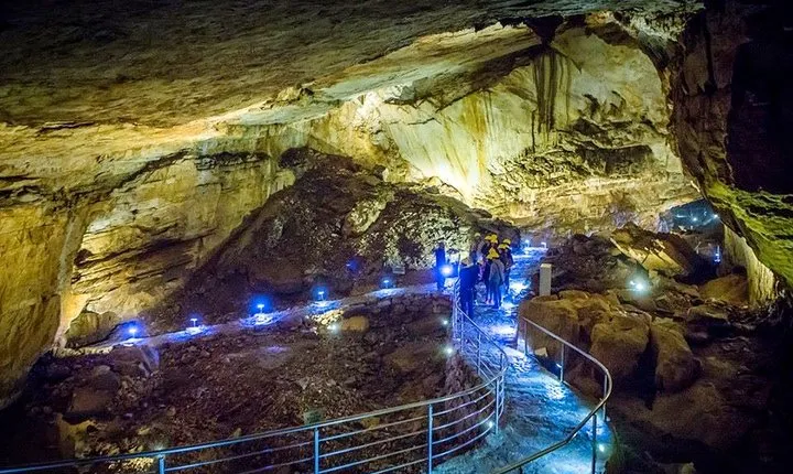 Vjetrenica Cave Tour