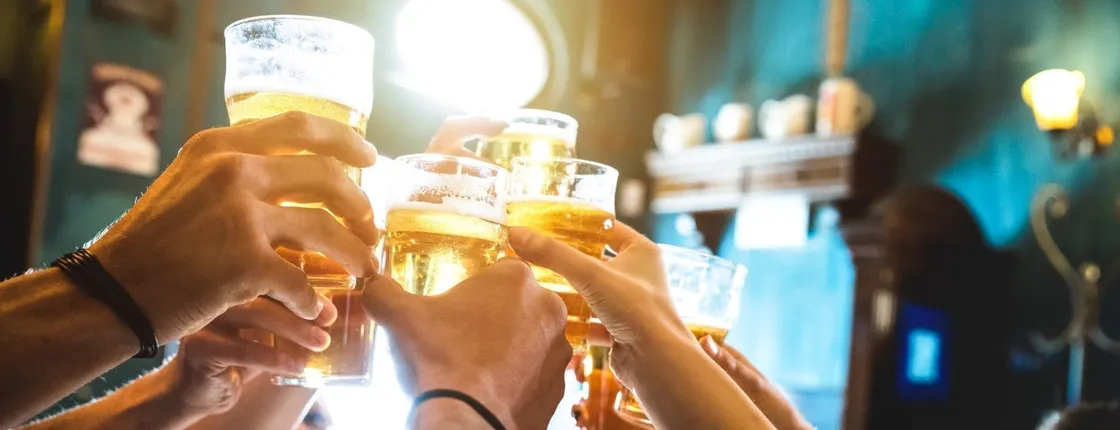 Self-guided interactive pub trail in Leeuwarden with online app