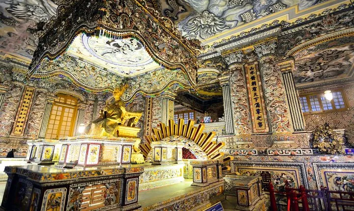 Pathway to the Past: Hue Imperial City - Private full day