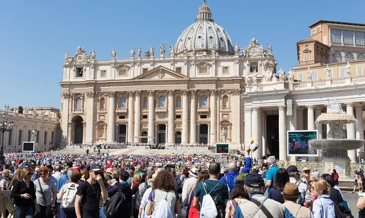Papal Audience with Pope Leo XIV and Expert Local Guide