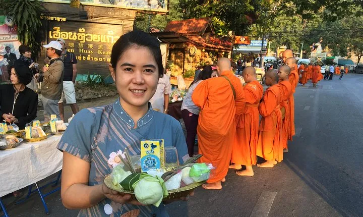Morning Alms to monks, Doi Suthep temple, Hidden temple & Chiang Mai city views.