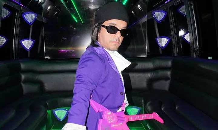 Las Vegas Photo Tour with Celebrity Impersonator