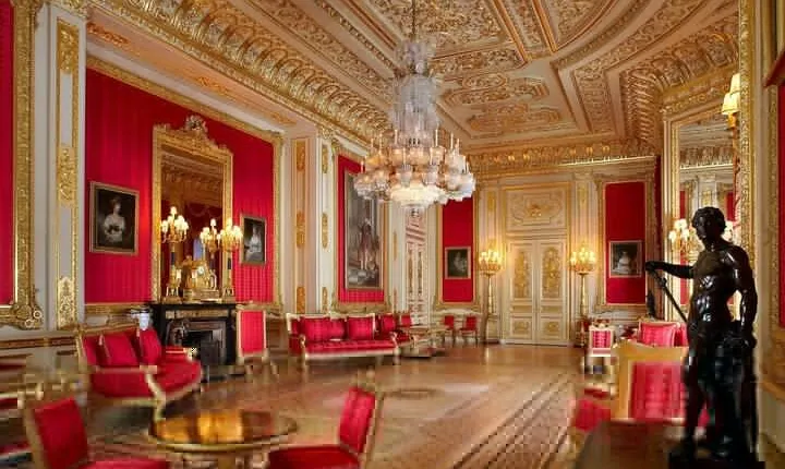 Windsor Castle Tour from London with Lunch or London Eye Upgrade