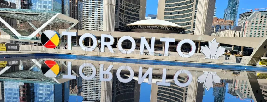 Gems of Toronto small group guided city tour