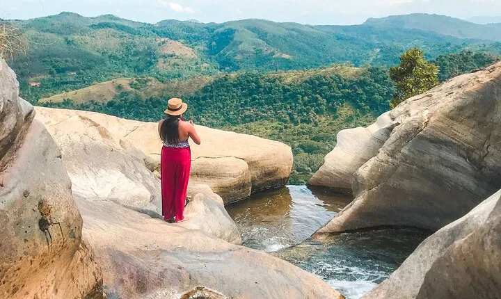 Ella to Arugam Bay Shuttle & Upper Diyaluma Waterfall Hike