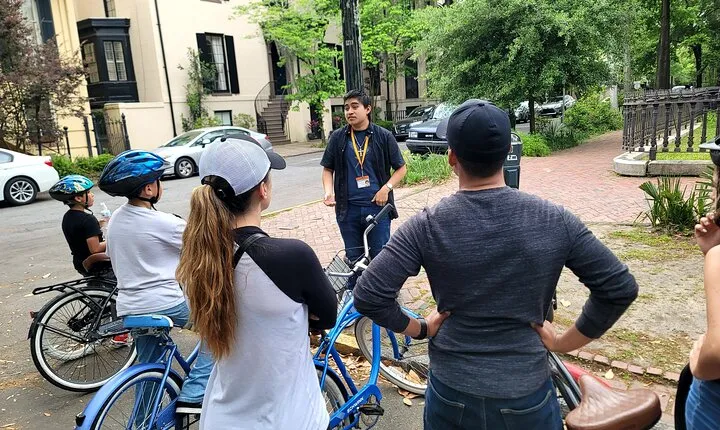 2-Hour Explore Savannah Bike Tour