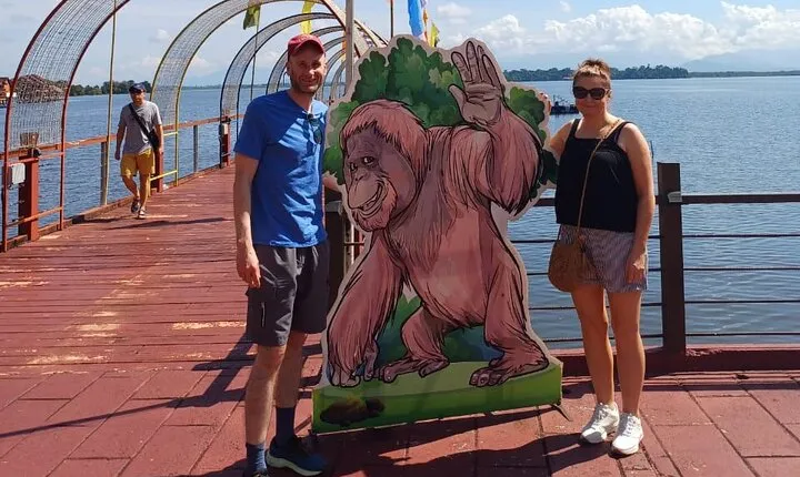 Orang Utan Island and Perak Tong Cave Temple Day Tour from Kuala Lumpur 