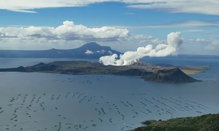Amazing Taal Volcano Tour (Boat Included)