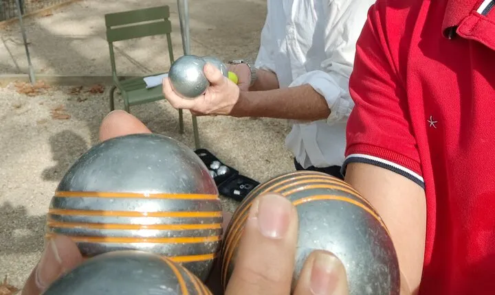 Pétanque in Paris Authentic French Game Adventure