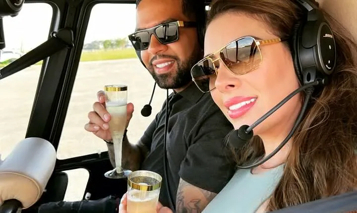 Romantic Miami Helicopter Tour with Champagne