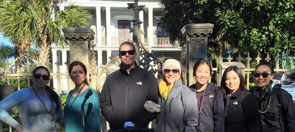 New Orleans Garden District and French Quarter guided bike tour