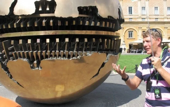 Vatican, Sistine Chapel and St Peter's Square tour in small group with Dutch guide