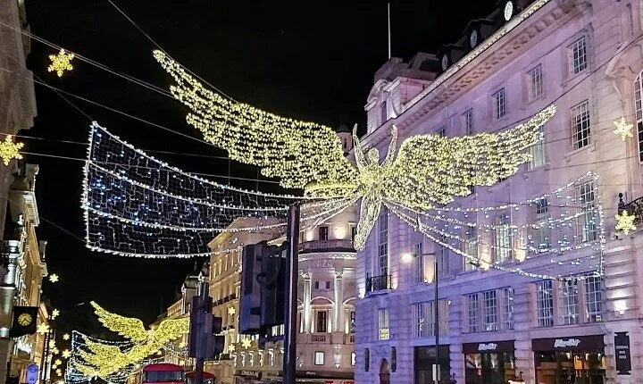 London Christmas Lights Self Guided Walking Tour