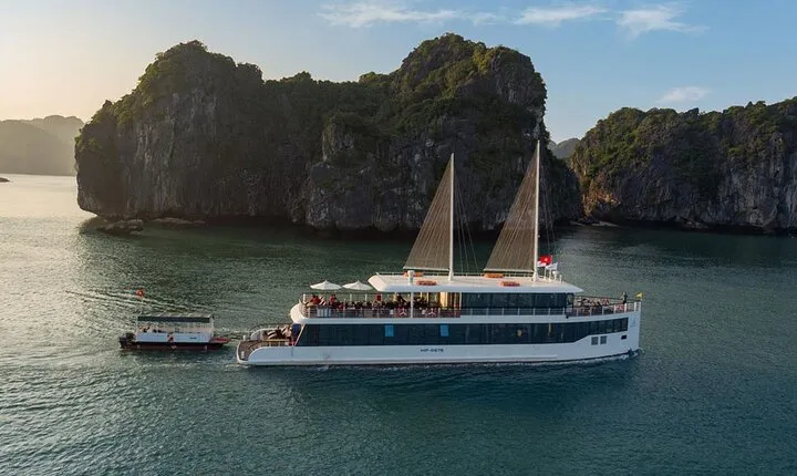 Jade Sails-The Most Luxurious Day Cruise Visit Halong& Lan Ha Bay