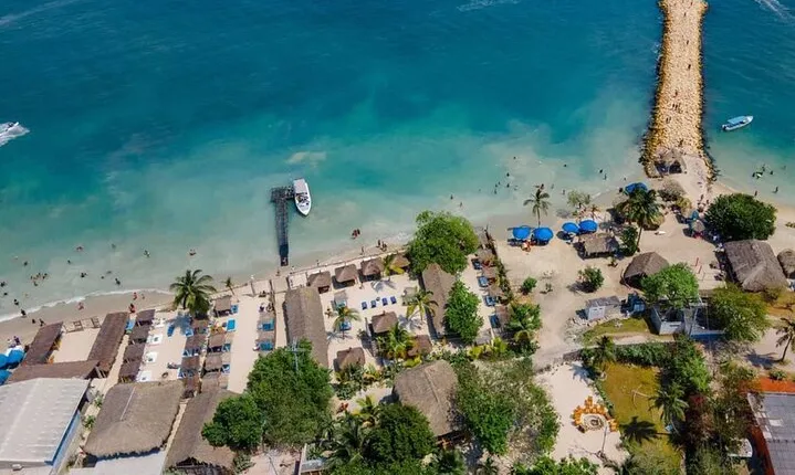 Beach front disconnection (yoga, meditation & massage included.)