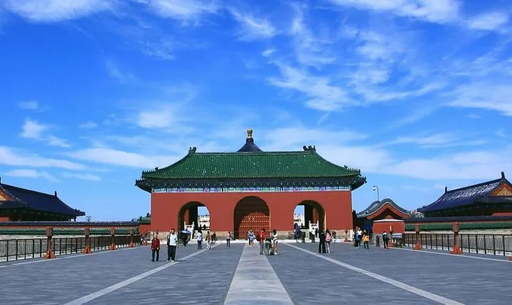 Half Day in Beijing: Temple of Heaven and Hongqiao Market