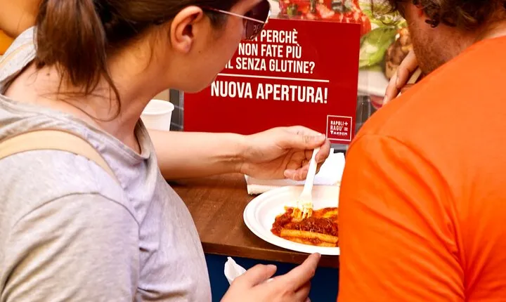 Naples Private Food Walking Tour from Pizza to Limoncello