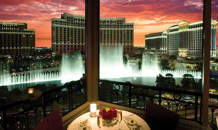 Helicopter Flight of the Las Vegas Strip with Eiffel Tower Dinner