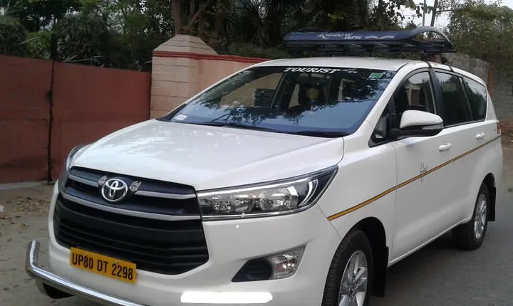 Private Transfers from Delhi Airport to any Residences or Hotels in Agra by cab