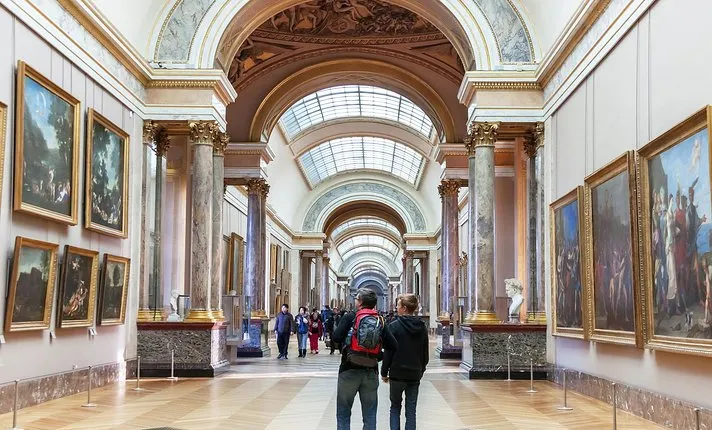 Louvre Priority Access with Mona Lisa Escort or Guided Option