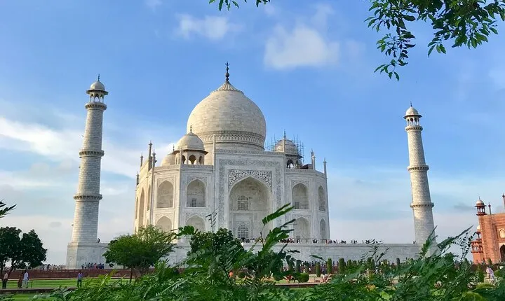 3-Day Private Tour to The Taj Mahal, Agra with Fatehpur Sikri from Delhi