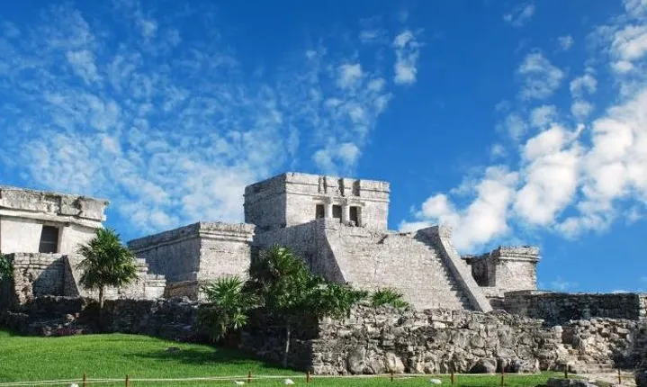 Tulum and Xel-Há All-Inclusive Day Trip from Playa del Carmen