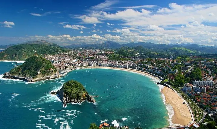 San Sebastian Private Day Tour from Bilbao with Hotel or Cruise Port Pick-up