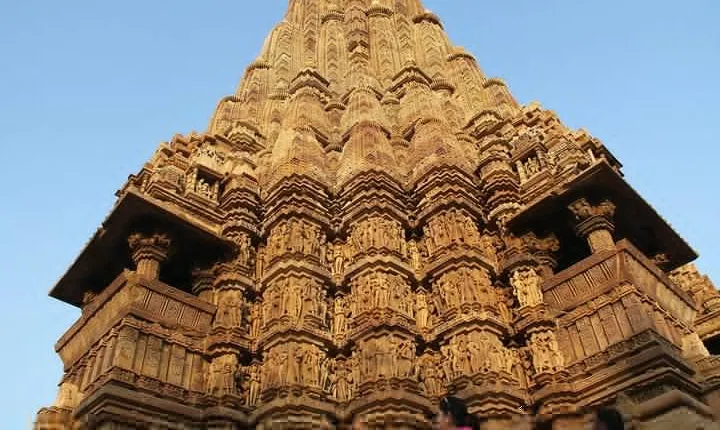 Private Golden Triangle Tour with Varanasi and Khajuraho